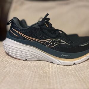 Saucony Guide 18 Running Shoes